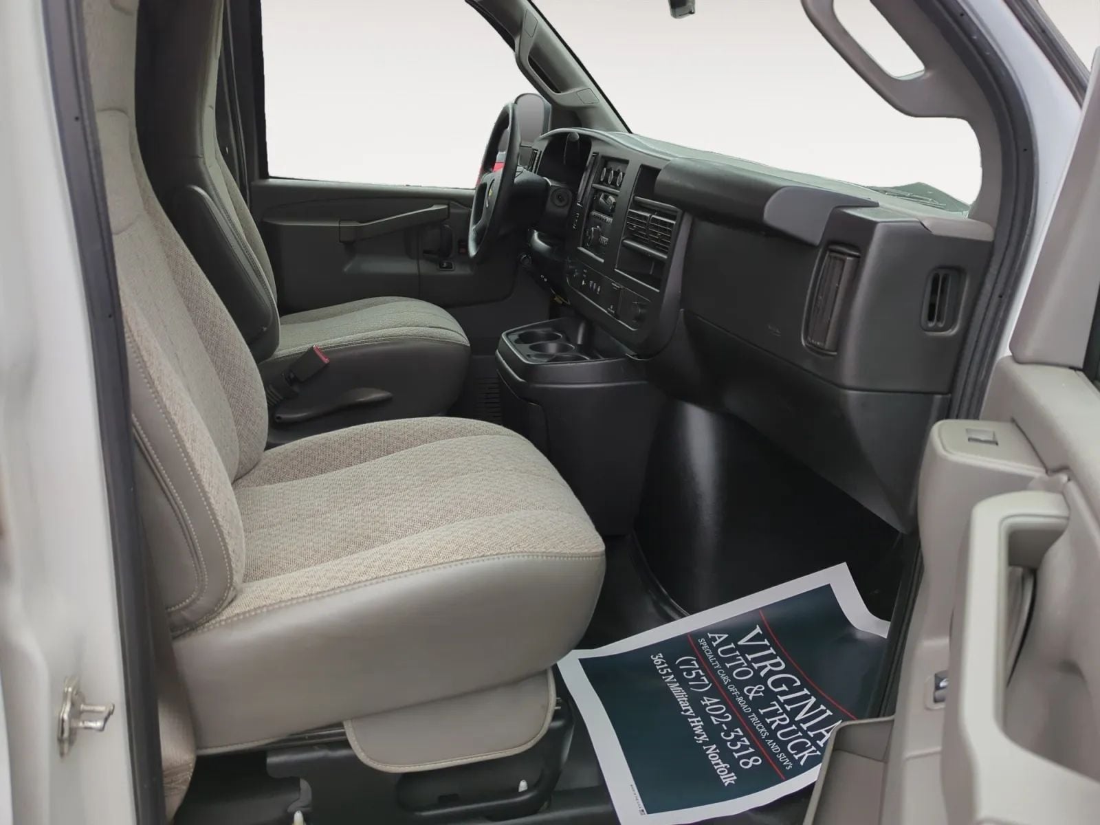 2019 Chevrolet Express 2500 Cargo Van 3D Photo in Norfolk VA 23518