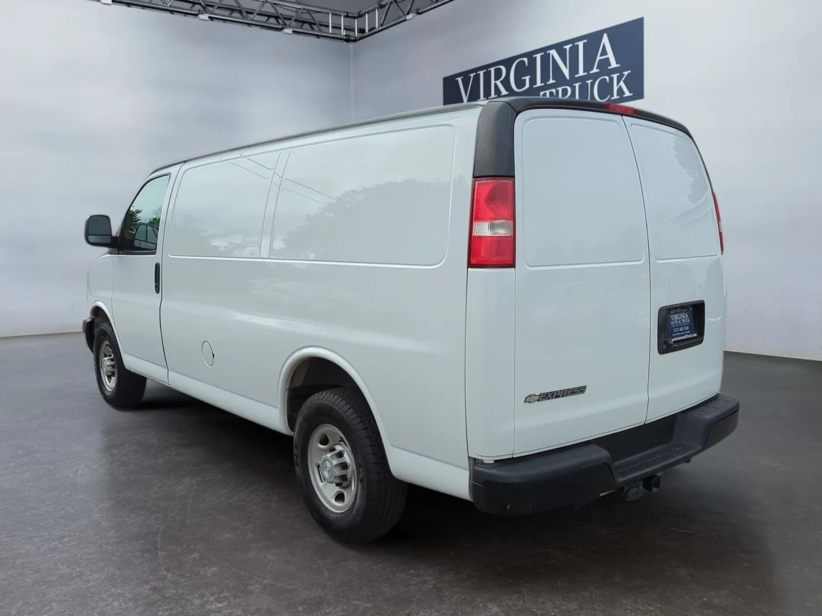 2019 Chevrolet Express 2500 Cargo Van 3D Photo in Norfolk VA 23518