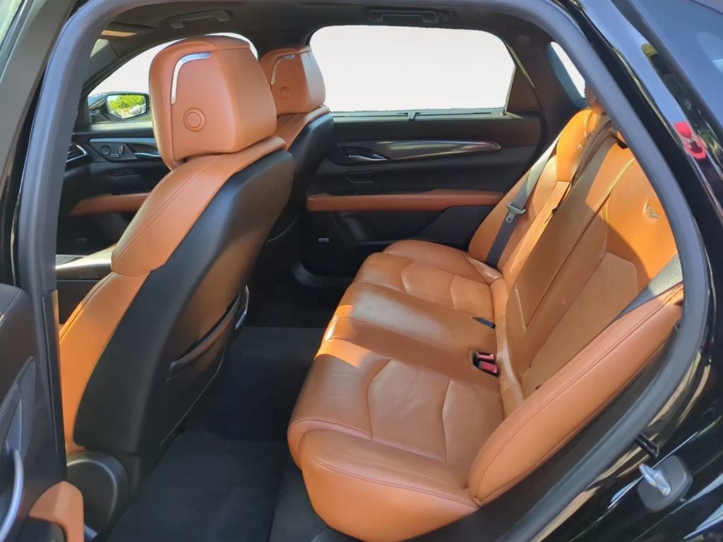 Pre-Owned 2016 CADILLAC CT6 3.0 TWIN TURBO PREMIUM LUXURY SEDAN 4D - photo - 3