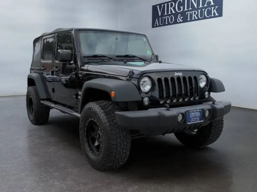 Pre-Owned 2017 JEEP WRANGLER UNLIMITED SPORT SUV 4D - photo - 7