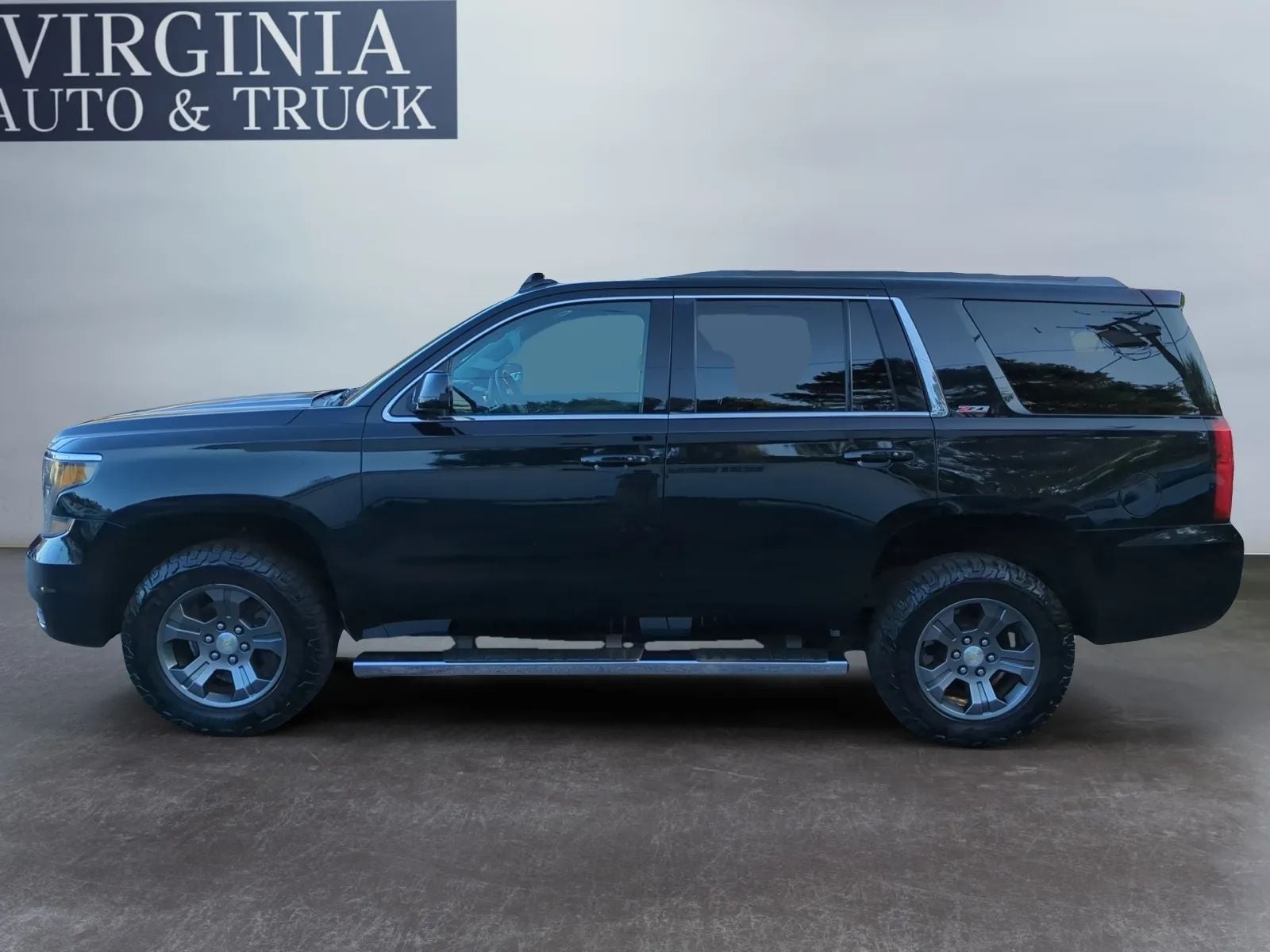 Pre-Owned 2016 Chevrolet Tahoe LT Sport Utility 4D - photo - 11