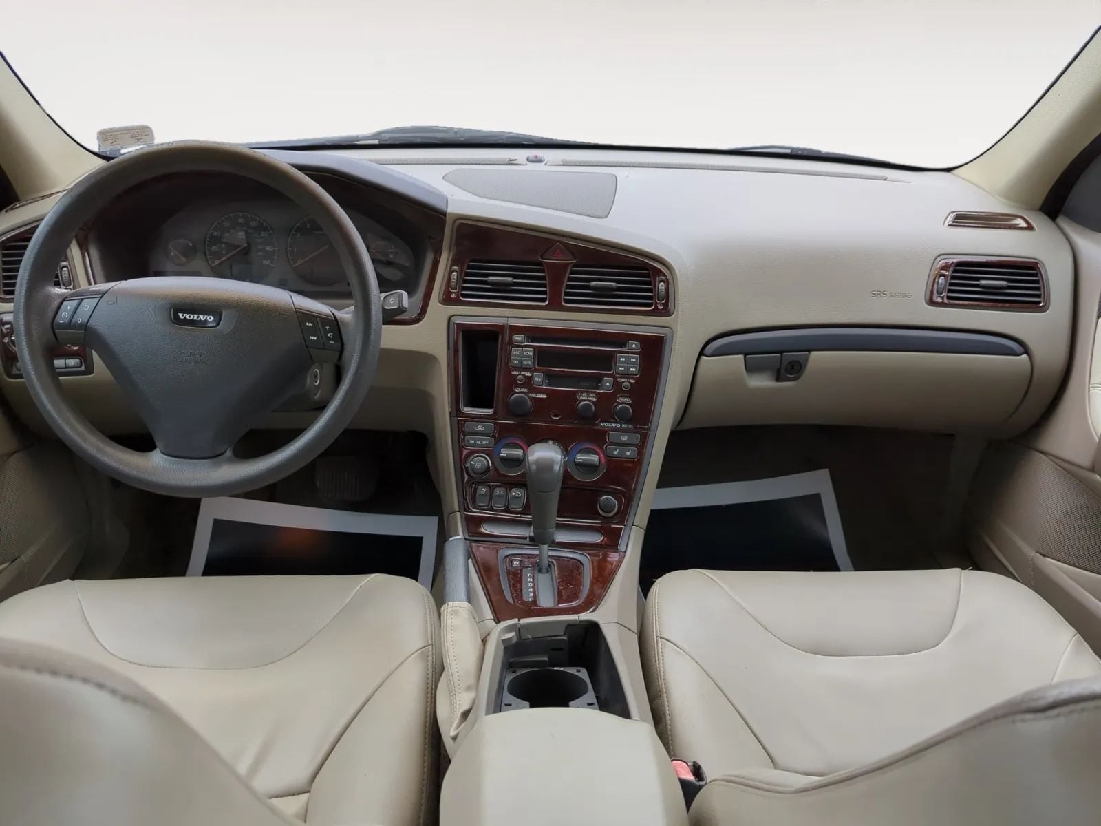 Pre-Owned 2002 Volvo S60 Sedan 4D - photo - 7