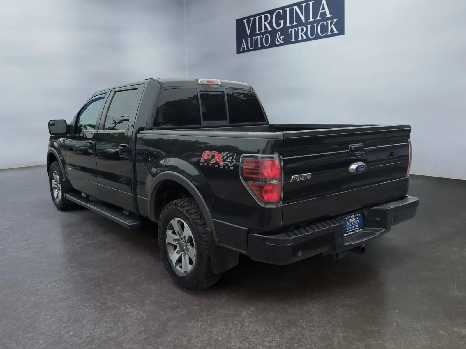 Pre-Owned 2014 Ford F150 SuperCrew Cab FX4 Pickup 4D 5 1/2ft - photo - 10