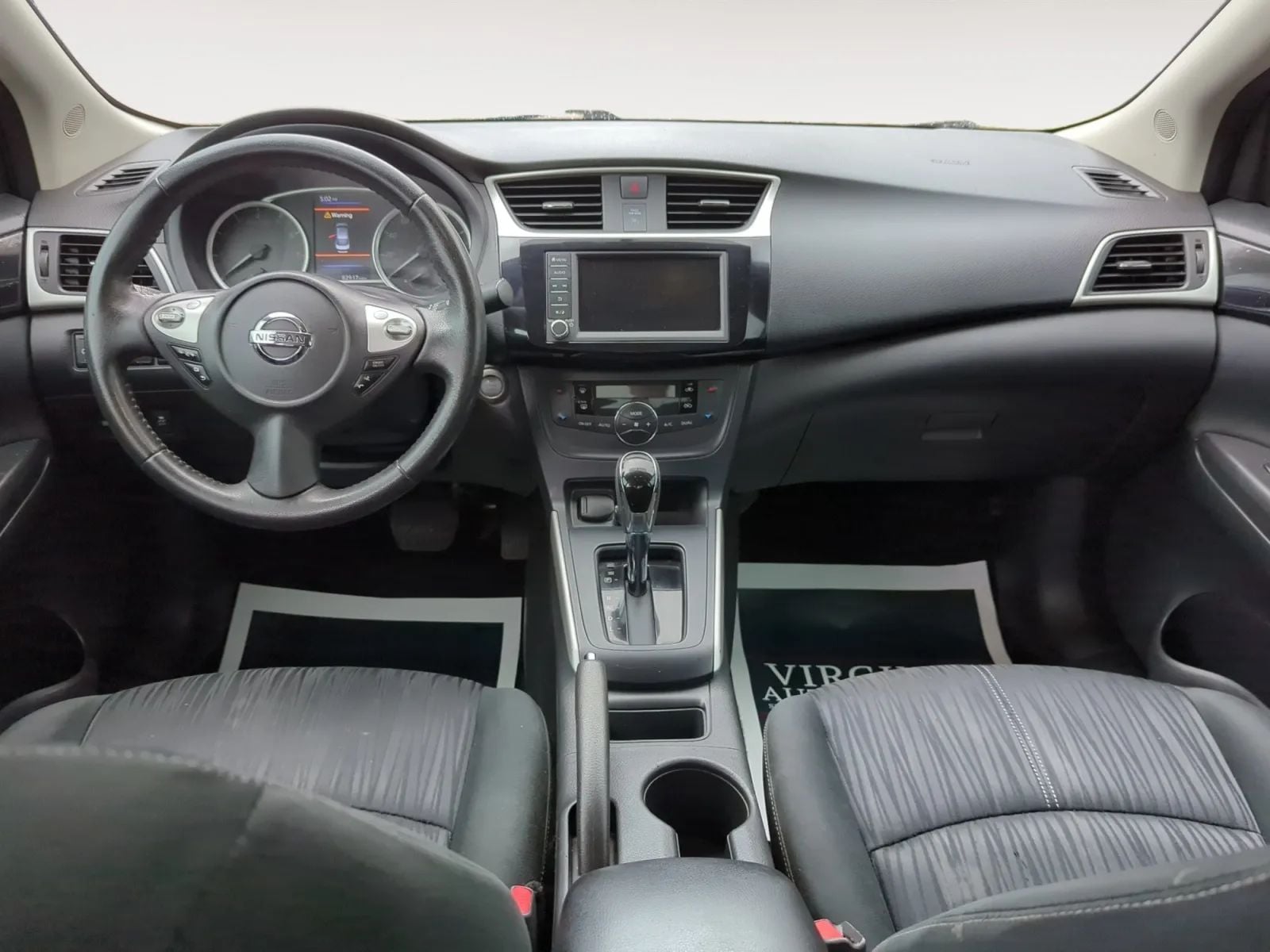 Pre-Owned 2019 Nissan Sentra SV Sedan 4D - photo - 6