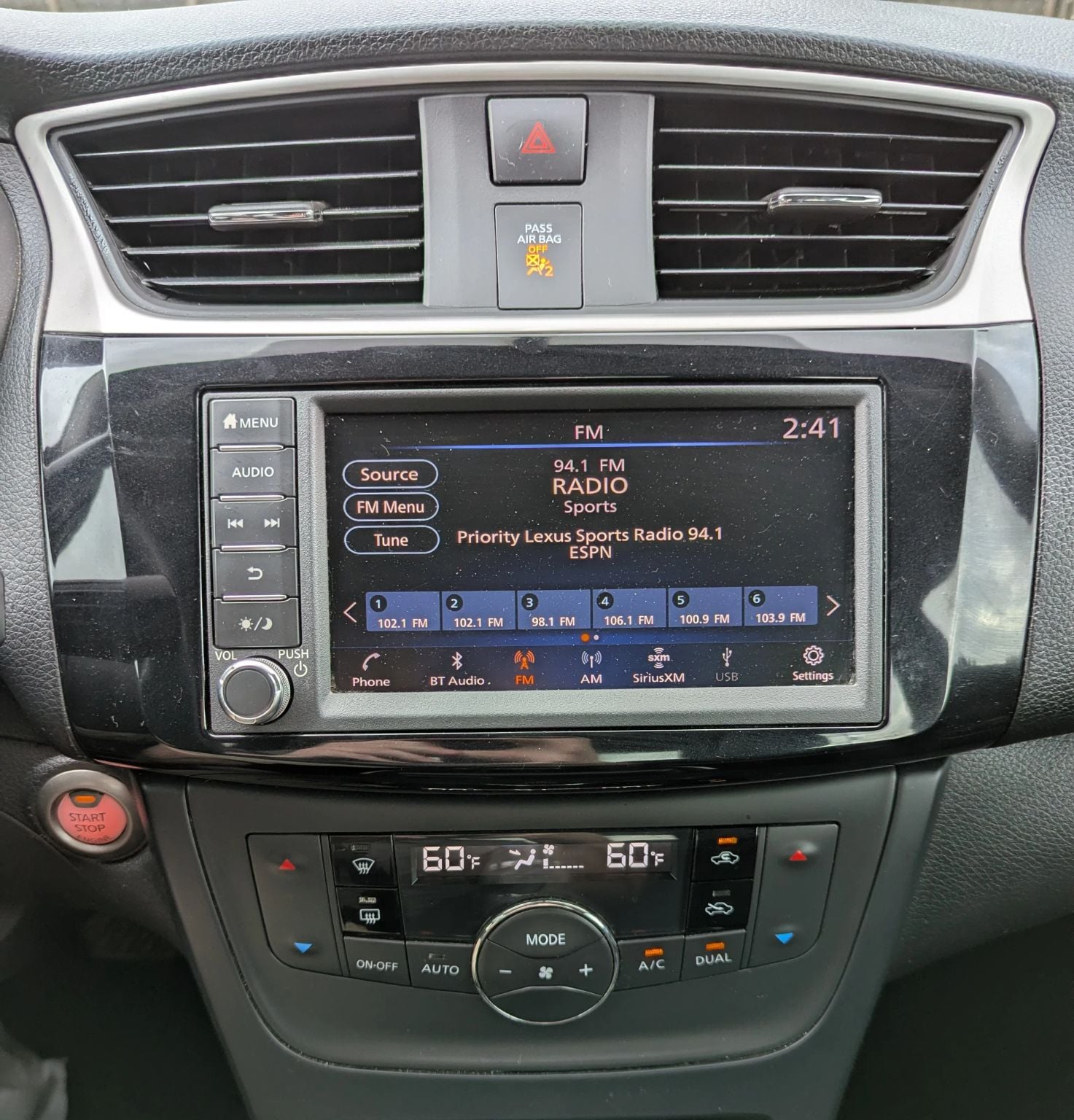 Pre-Owned 2019 Nissan Sentra SV Sedan 4D - photo - 14