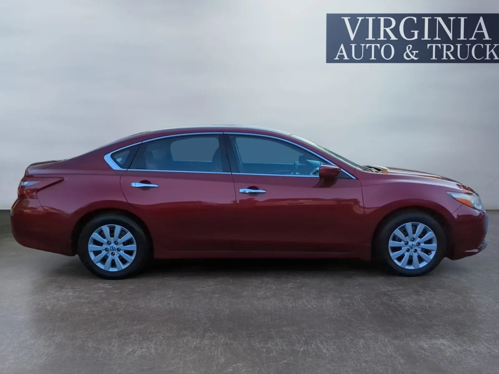 Pre-Owned 2018 Nissan Altima 2.5 S Sedan 4D - photo - 8