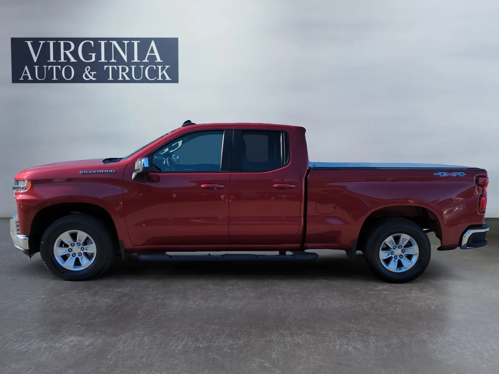 Pre-Owned 2020 Chevrolet Silverado 1500 Double Cab LT Pickup 4D 6 1/2 ft - photo - 6