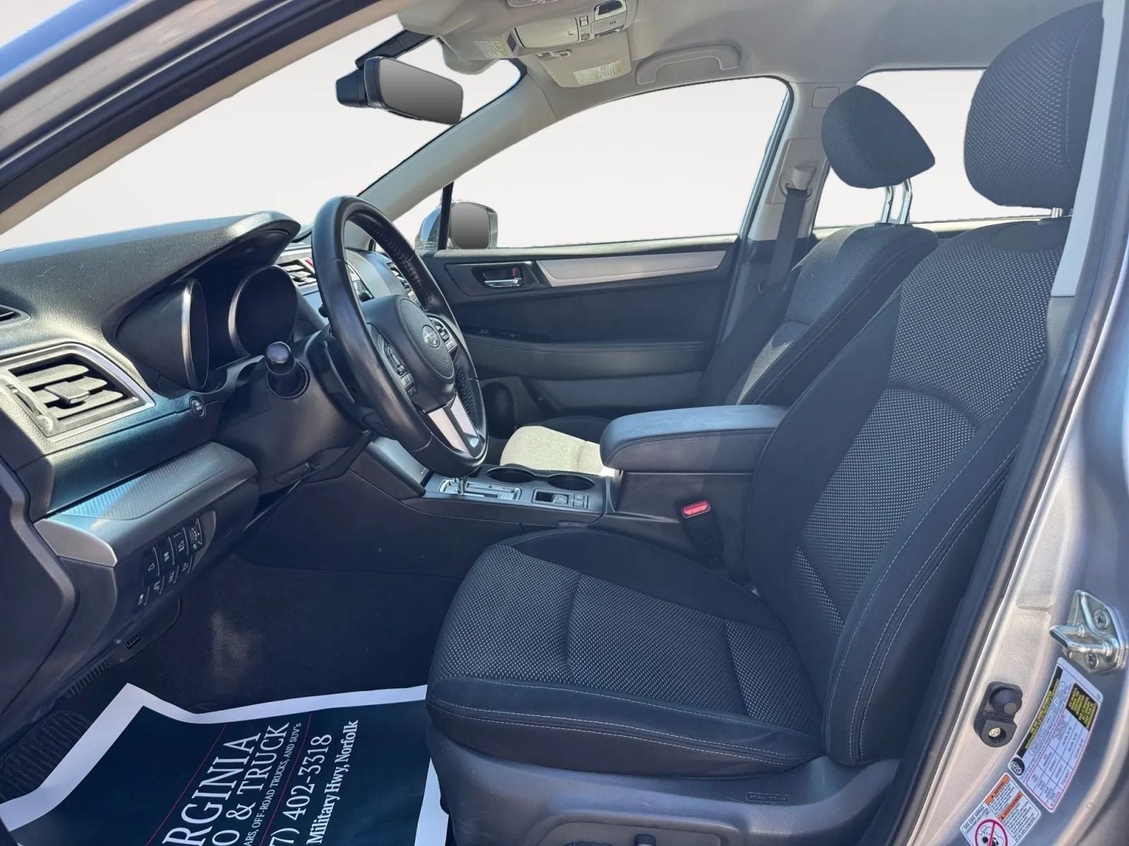 Pre-Owned 2017 Subaru Outback 2.5i Premium Wagon 4D - photo - 8
