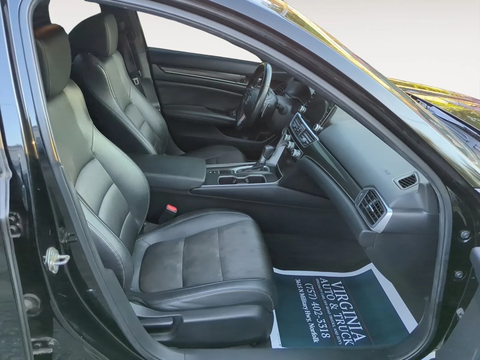 Pre-Owned 2019 Honda Accord Sport Sedan 4D - photo - 4