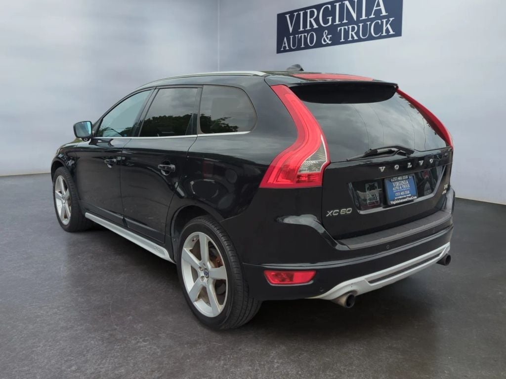 Pre-Owned 2012 VOLVO XC60 T6 R-DESIGN SPORT UTILITY 4D - photo - 12
