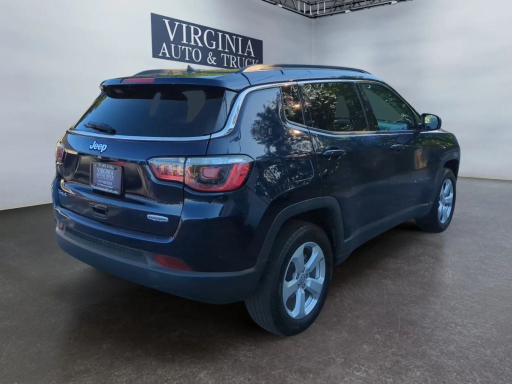 Pre-Owned 2018 JEEP COMPASS LATITUDE SPORT UTILITY 4D - photo - 13