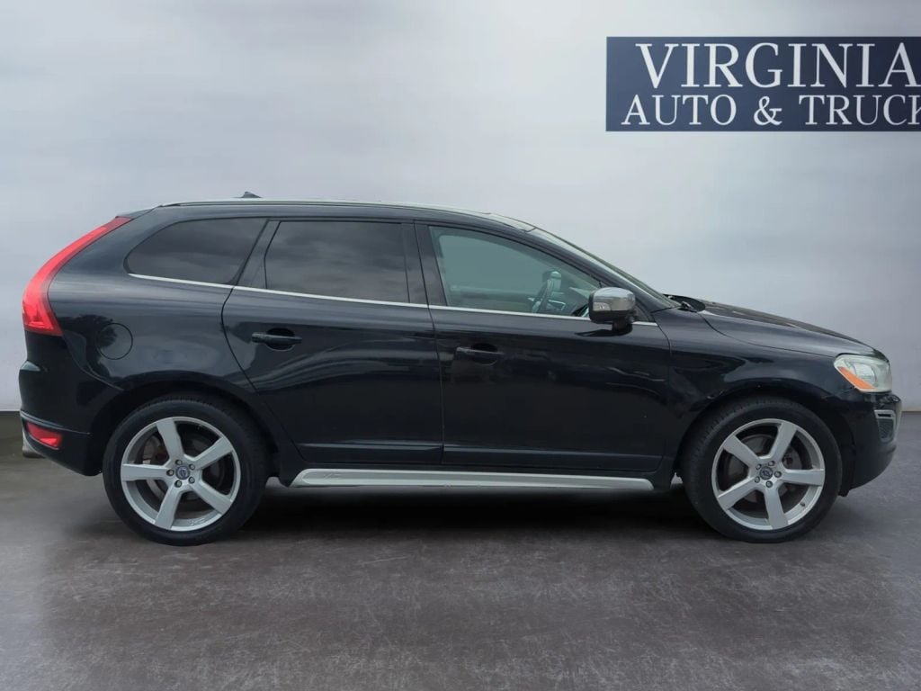 Pre-Owned 2012 VOLVO XC60 T6 R-DESIGN SPORT UTILITY 4D - photo - 9