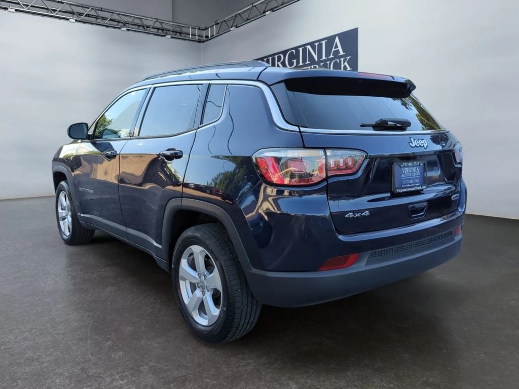 Pre-Owned 2018 JEEP COMPASS LATITUDE SPORT UTILITY 4D - photo - 12