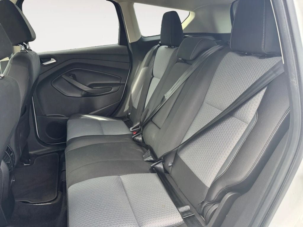 Pre-Owned 2017 FORD ESCAPE SE SPORT UTILITY 4D - photo - 4