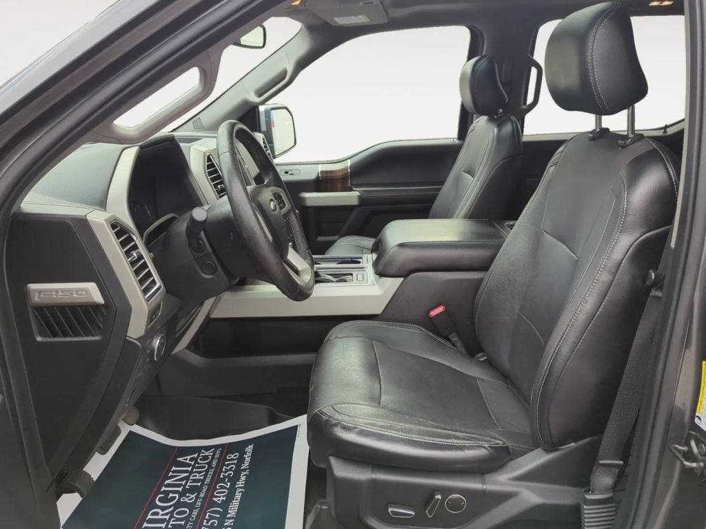 Pre-Owned 2015 FORD F150 SUPERCREW CAB LARIAT PICKUP 4D 5 1/2 FT - photo - 2