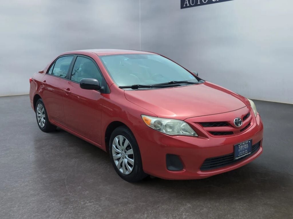 Pre-Owned 2012 TOYOTA COROLLA LE SEDAN 4D - photo - 7