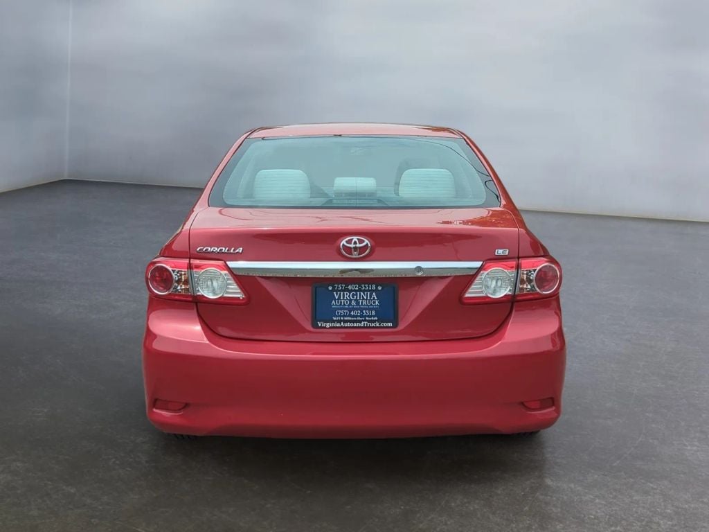 Pre-Owned 2012 TOYOTA COROLLA LE SEDAN 4D - photo - 10