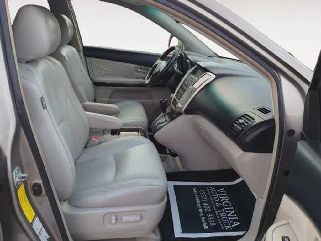 Pre-Owned 2005 LEXUS RX RX 330 SPORT UTILITY 4D - photo - 4