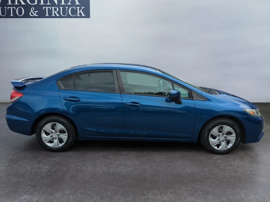 Pre-Owned 2015 HONDA CIVIC LX SEDAN 4D - photo - 9