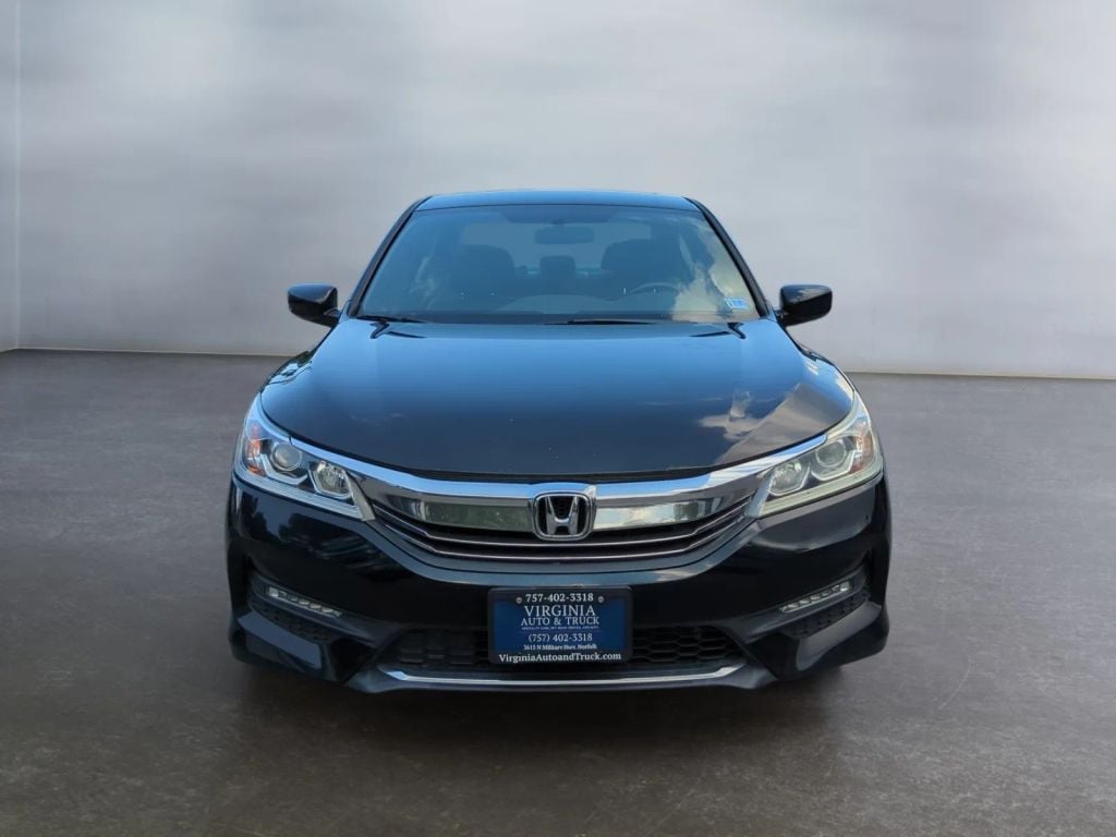 Pre-Owned 2017 HONDA ACCORD SPORT SE SEDAN 4D - photo - 10