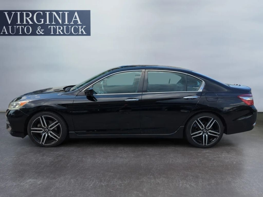 Pre-Owned 2017 HONDA ACCORD SPORT SE SEDAN 4D - photo - 5
