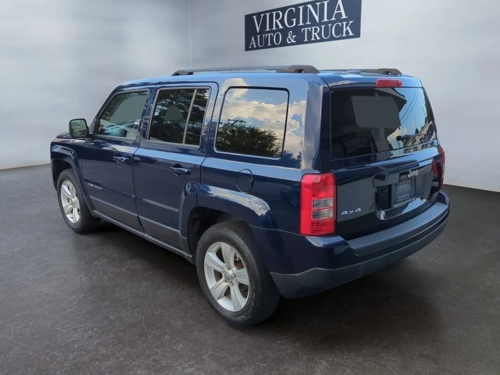 Pre-Owned 2016 JEEP PATRIOT SPORT SUV 4D - photo - 12
