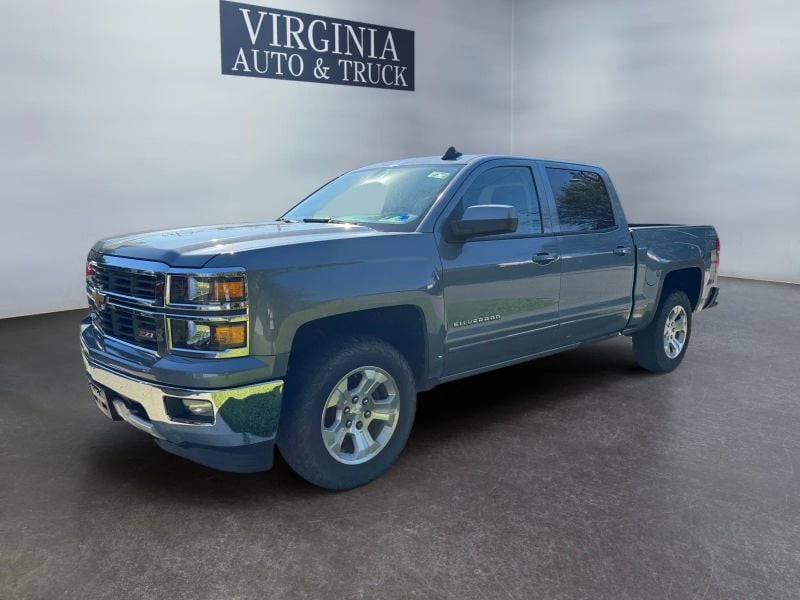 Pre-Owned 2015 Chevrolet Silverado 1500 Crew Cab Z71 LT Pickup 4D 5 3/4 ft - photo - 0
